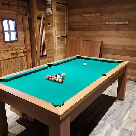 10 Pers Sauna & La Taniere Des Vosges Chalet La Bresse